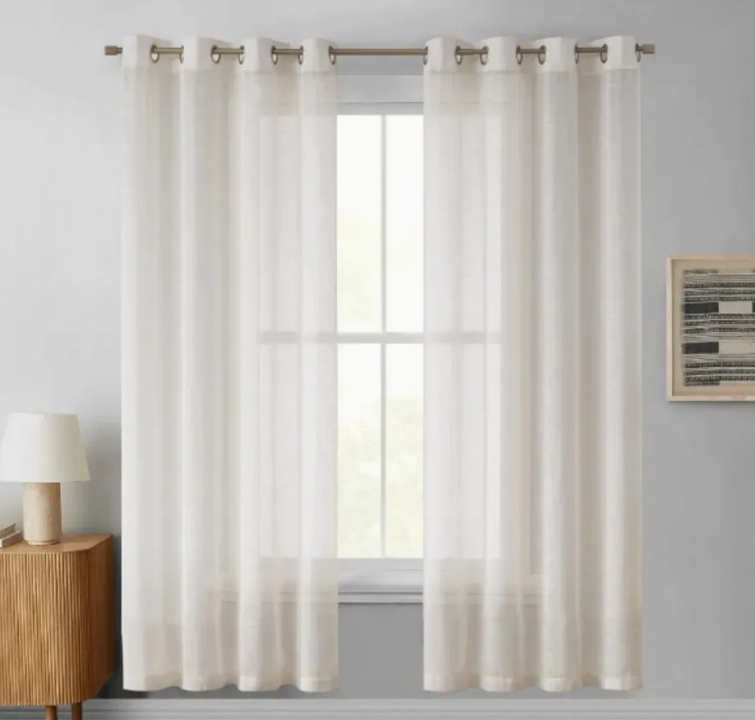European Elegant Light Filtering Polyester Window Sheer Curtain