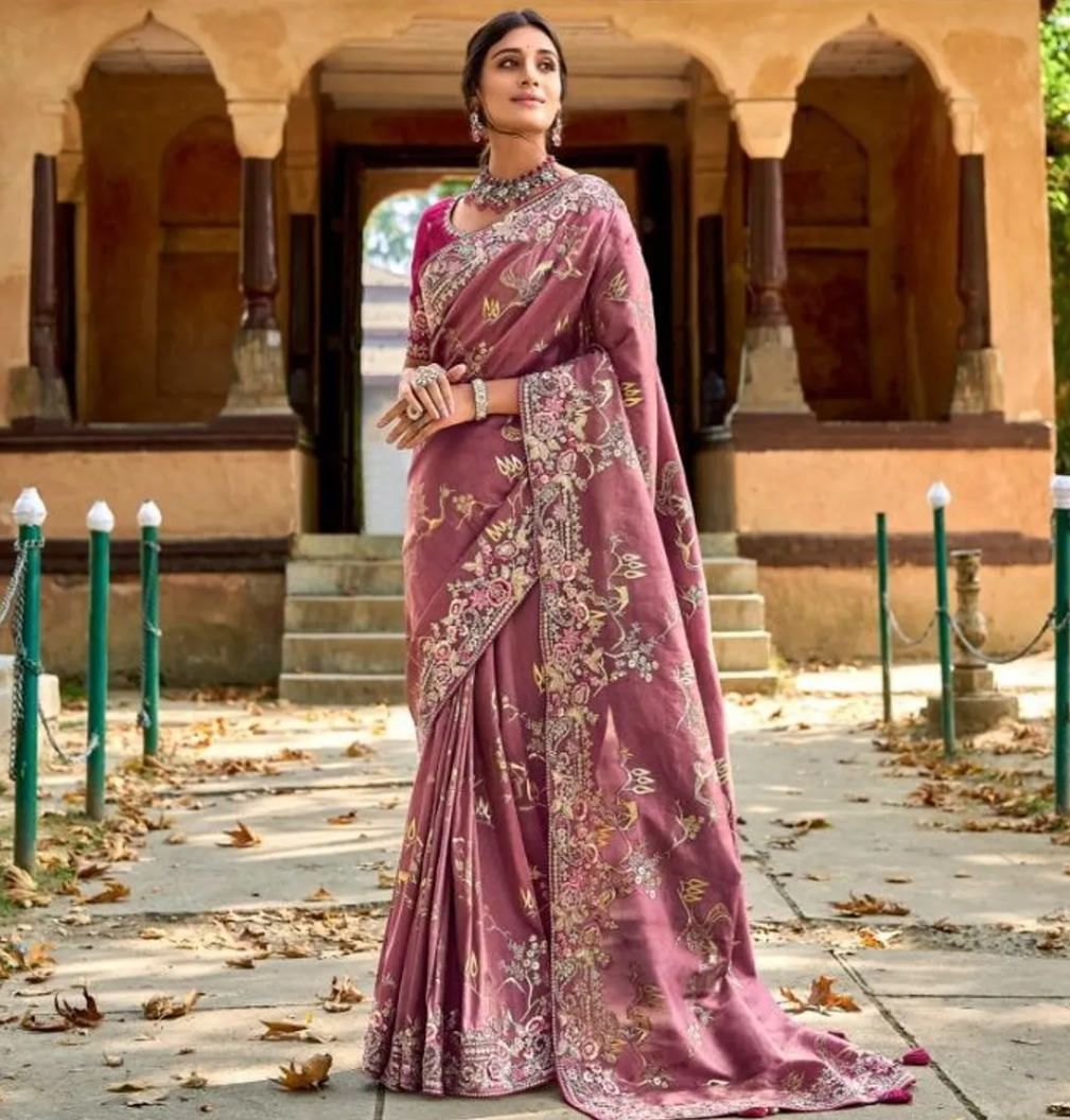 Women’s Elegant Embroidered Mauve Saree – Premium Traditional Ethnic Wear